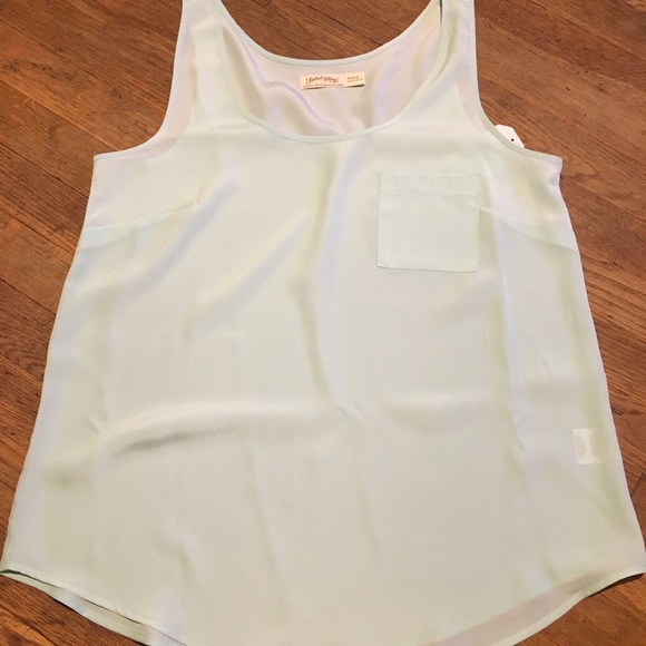 3 tank tops NWT - Picture 3 of 3